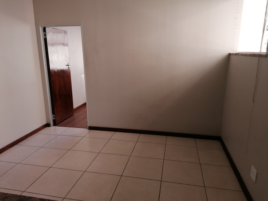 To Let 2 Bedroom Property for Rent in Claremont Upper Western Cape